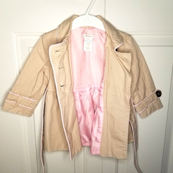 Joe Fresh Baby Girl Trench Coat - Picture 3 of 4